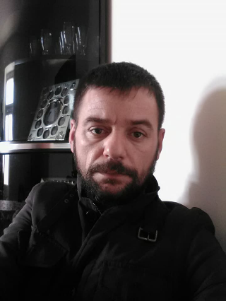 Esce di strada con l’auto a San Salvo, muore 42enne in ospedale